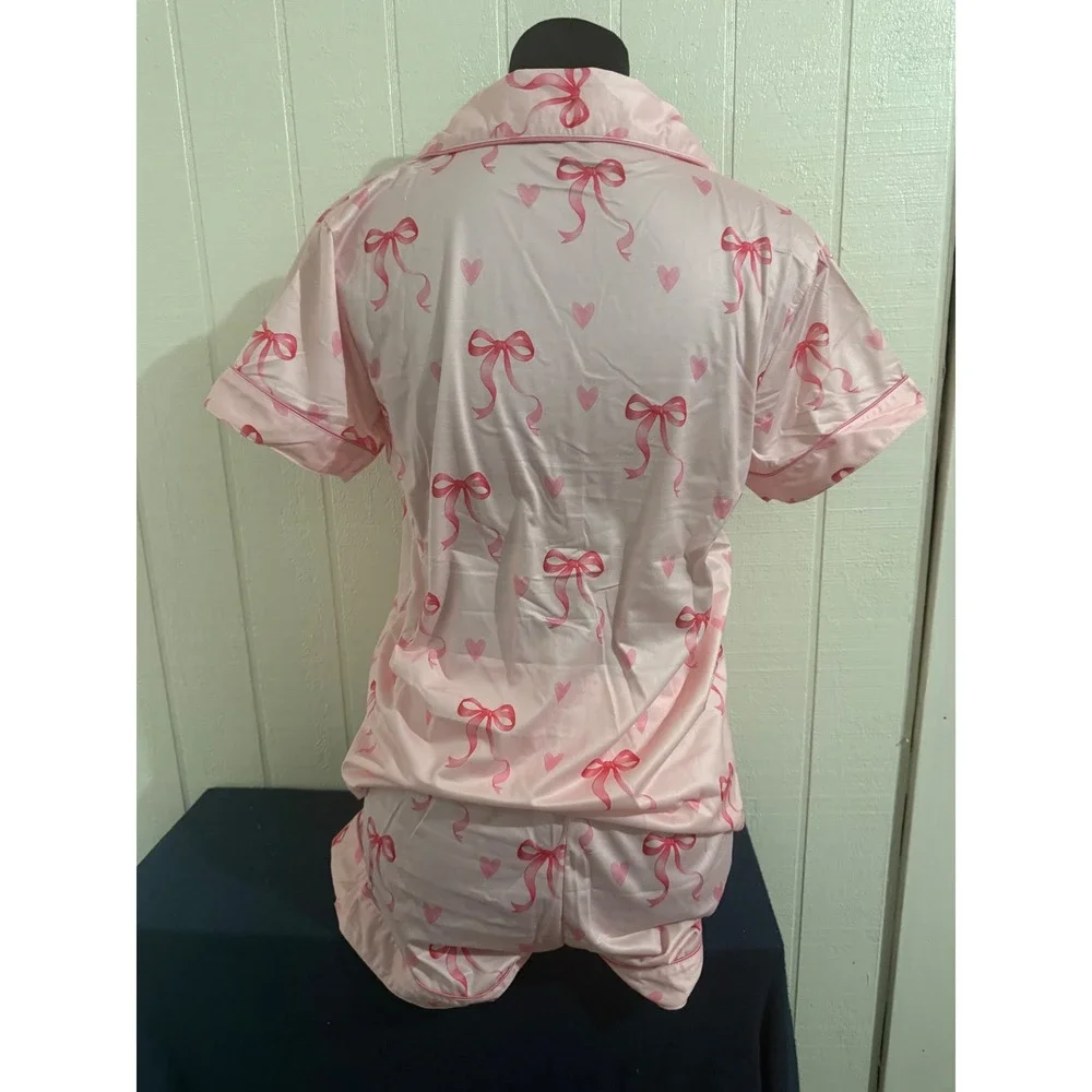 NIB Pink Bow and Heart Print Satin Pajama Set Short Sleeve Button Down Shorts S